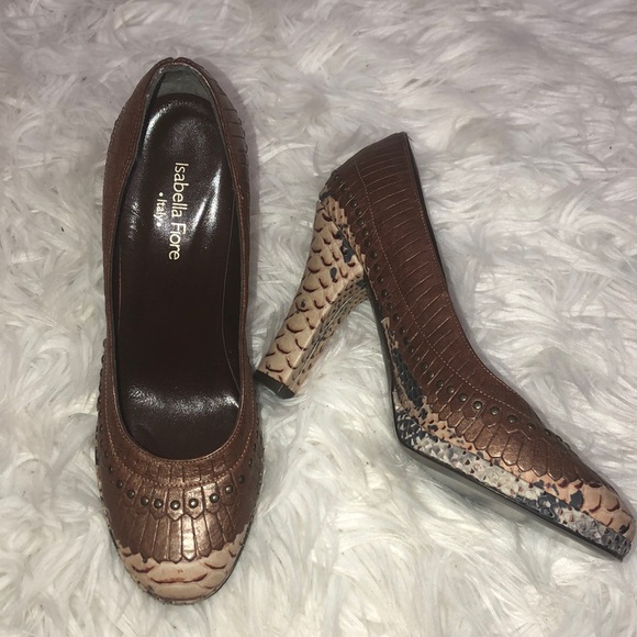 Isabella Fiore Shoes - NWT Isabella Fiore multi color snakeskin pumps 6